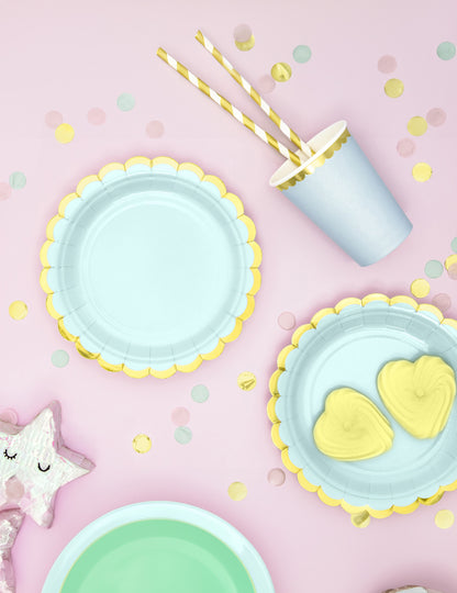 6 db kis menta és arany papírtányér 18 cm recés szélekkel