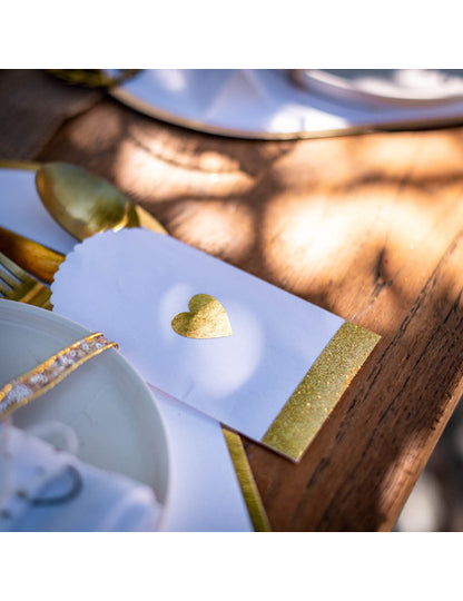 64 fehér és arany szív alakú matrica, 1,5-3 db cm esküvői dekoráció