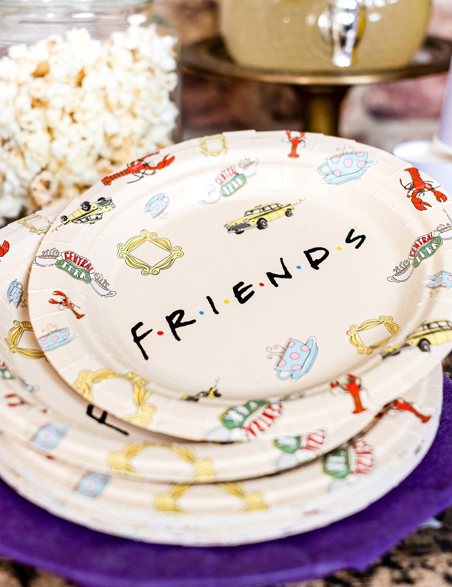 8 Carton Friends 23 tányér cm