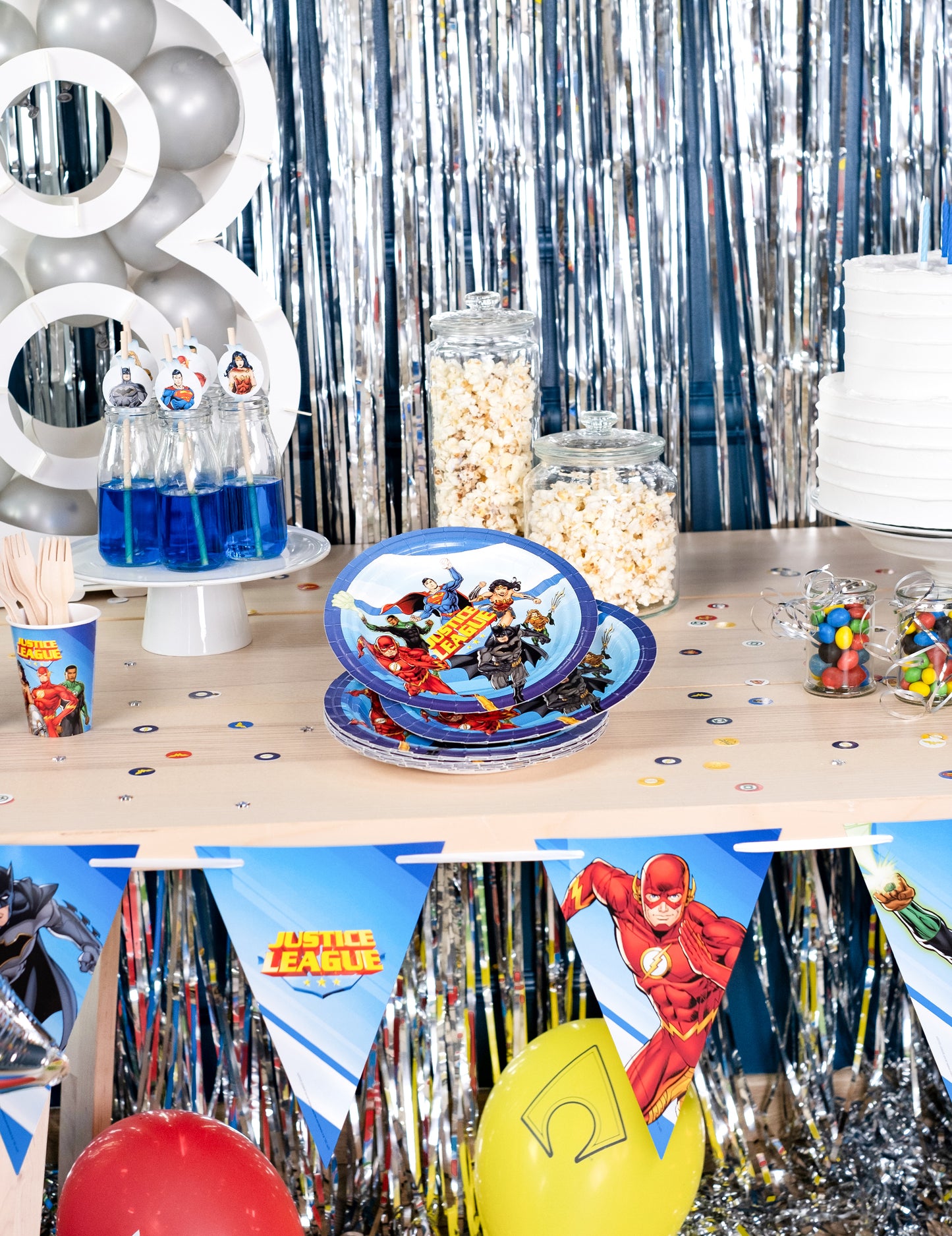 8 kartonlemez Igazságügyi Liga 23 cm