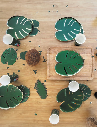 8 db trópusi levél papírtányér 23 cm