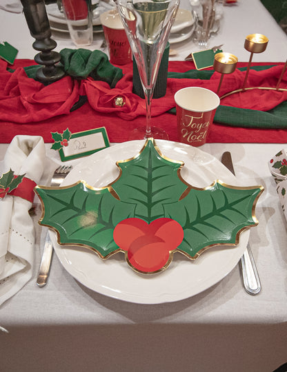 8 karácsonyi magyalpapírtányér 23 cm levél alakja