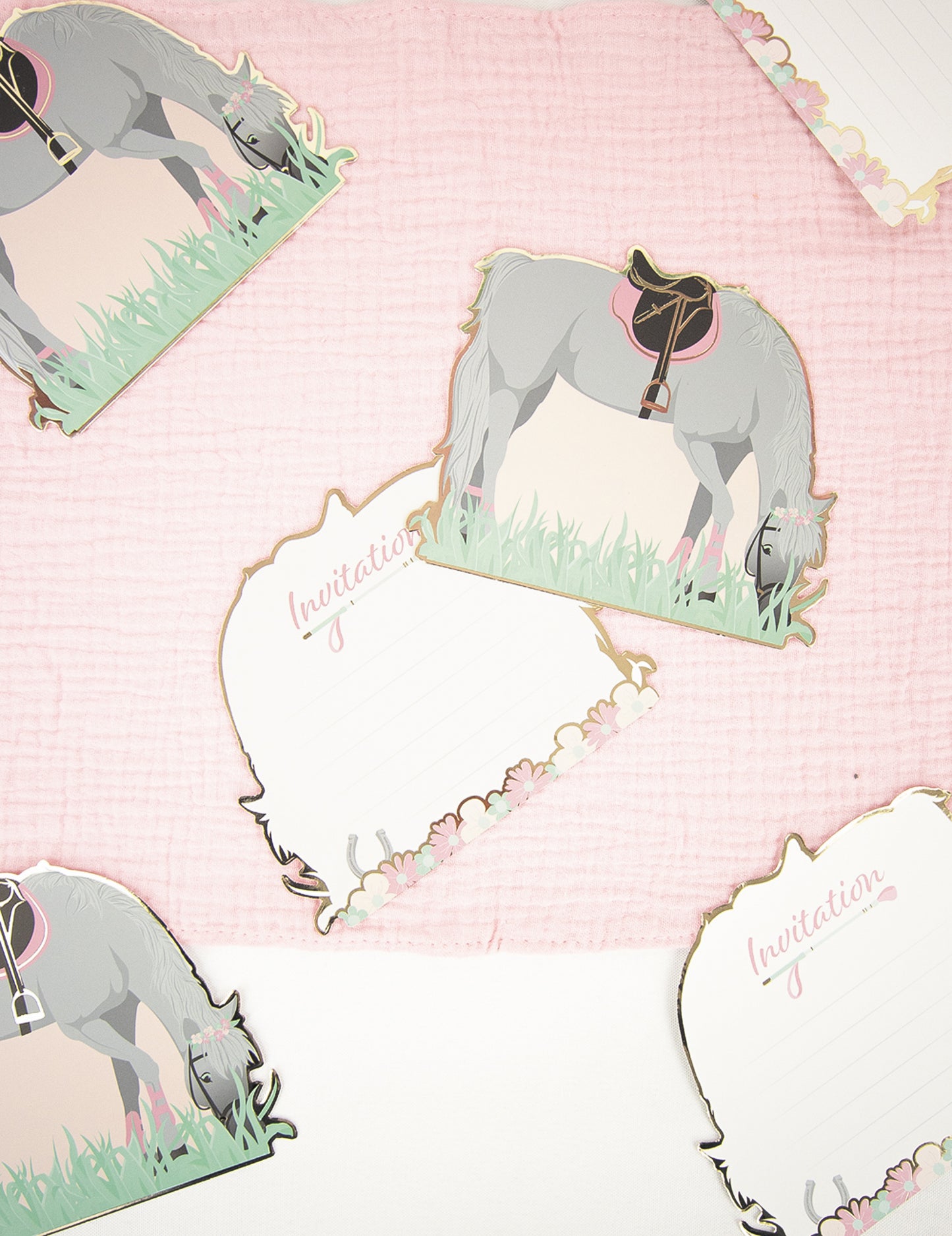 8 lómeghívó 13 cm születésnapra