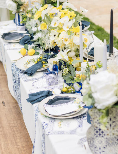 8 db kis királykék, fehér és arany kartontányér, 18 cm, mediterrán mintával