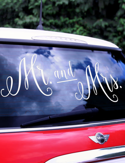 Fehér Mr. és Mrs. autómatricák, 3 db-os szett