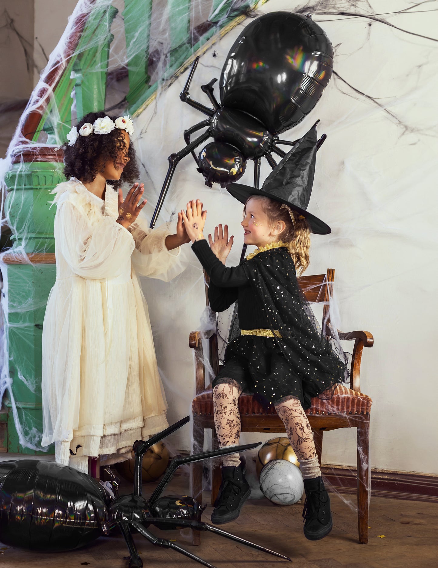 Fekete metál pók alumínium ballon 60 x 101 cm