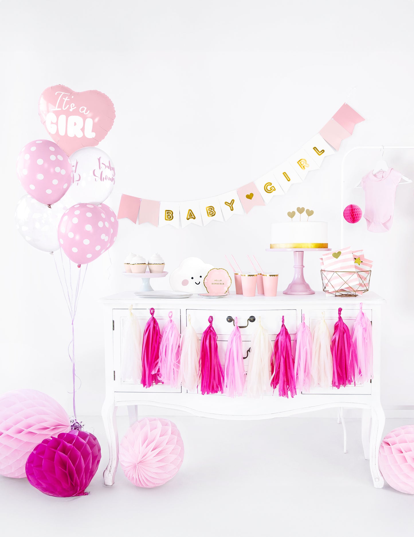 Rózsaszín szív alakú fólia lufi, "Itt a girl 45" cm babaváró bulira