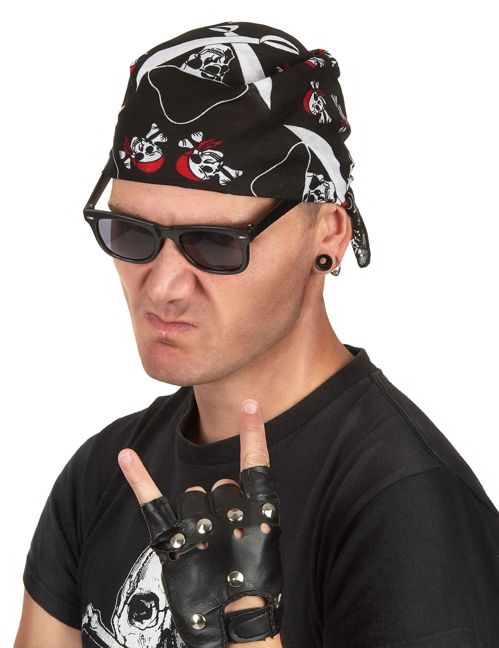Oldalnézet a kalózcsontváz bandanáról