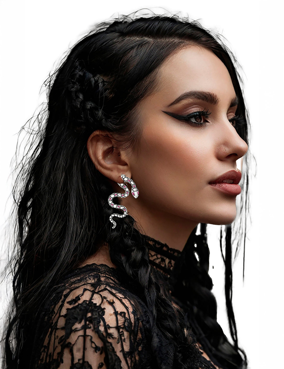 Boucle d'oreille serpent pour femme argentée avec détails roses