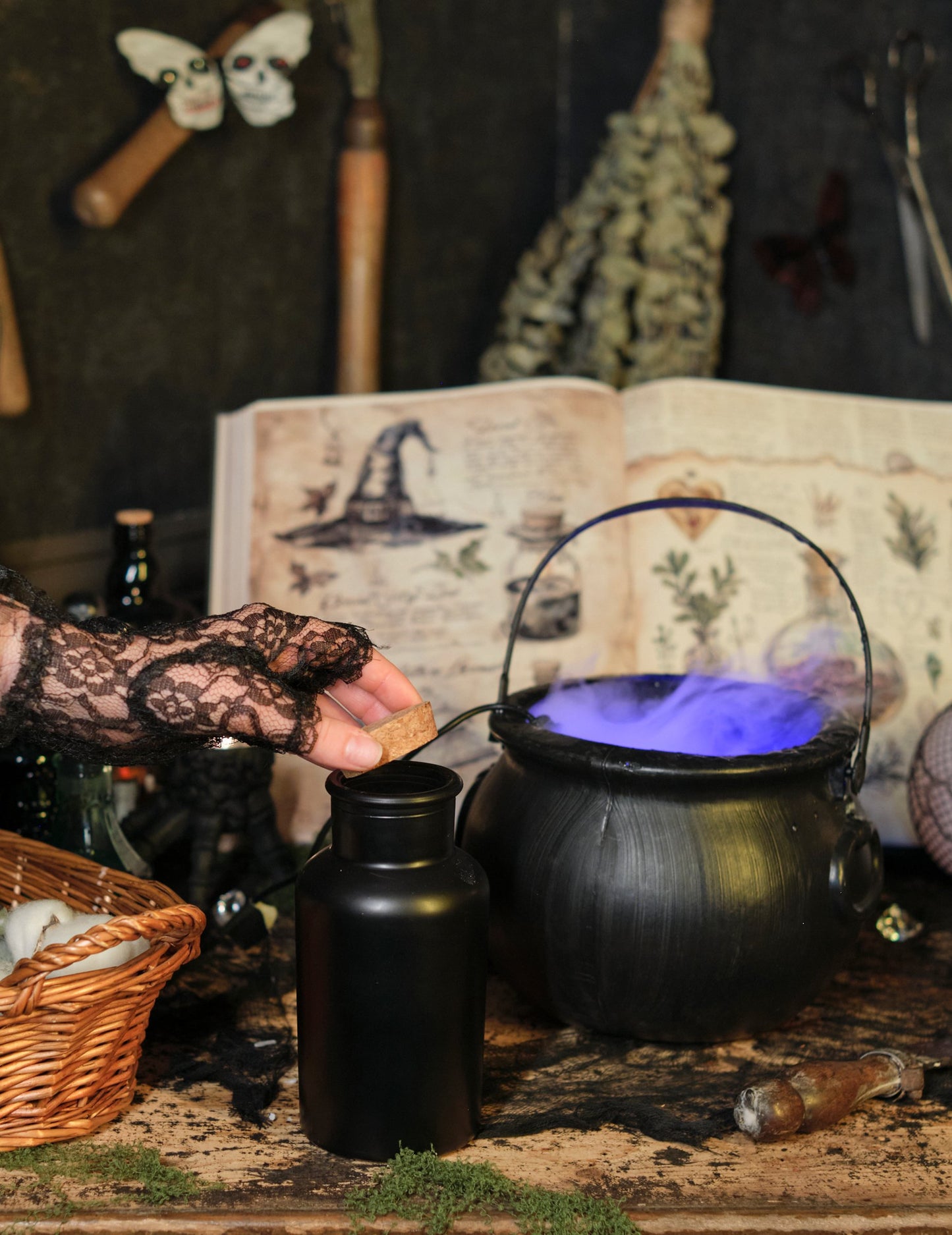 Mat Black Acary palack parafa sapkával 17 cm 500 ml