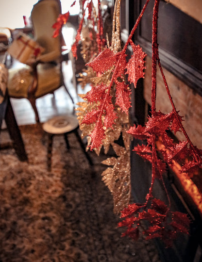 Piros csillámos magyallevél ág 70 cm 