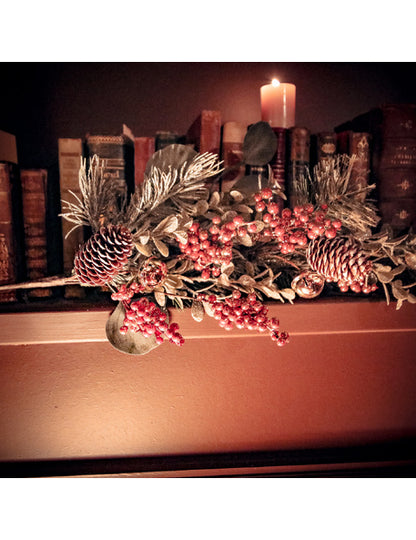 Hagyományos eukaliptusz ág harangokkal és fenyőtobozokkal 70 cm dekoratív