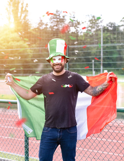 Az Olaszország cilinder használata zászlóval