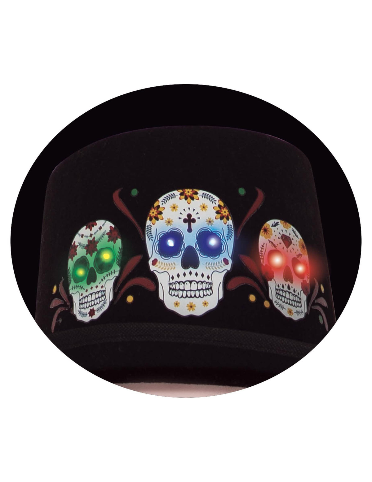 Közelkép a világító koponyákról a világító Dia de los muertos kalapon