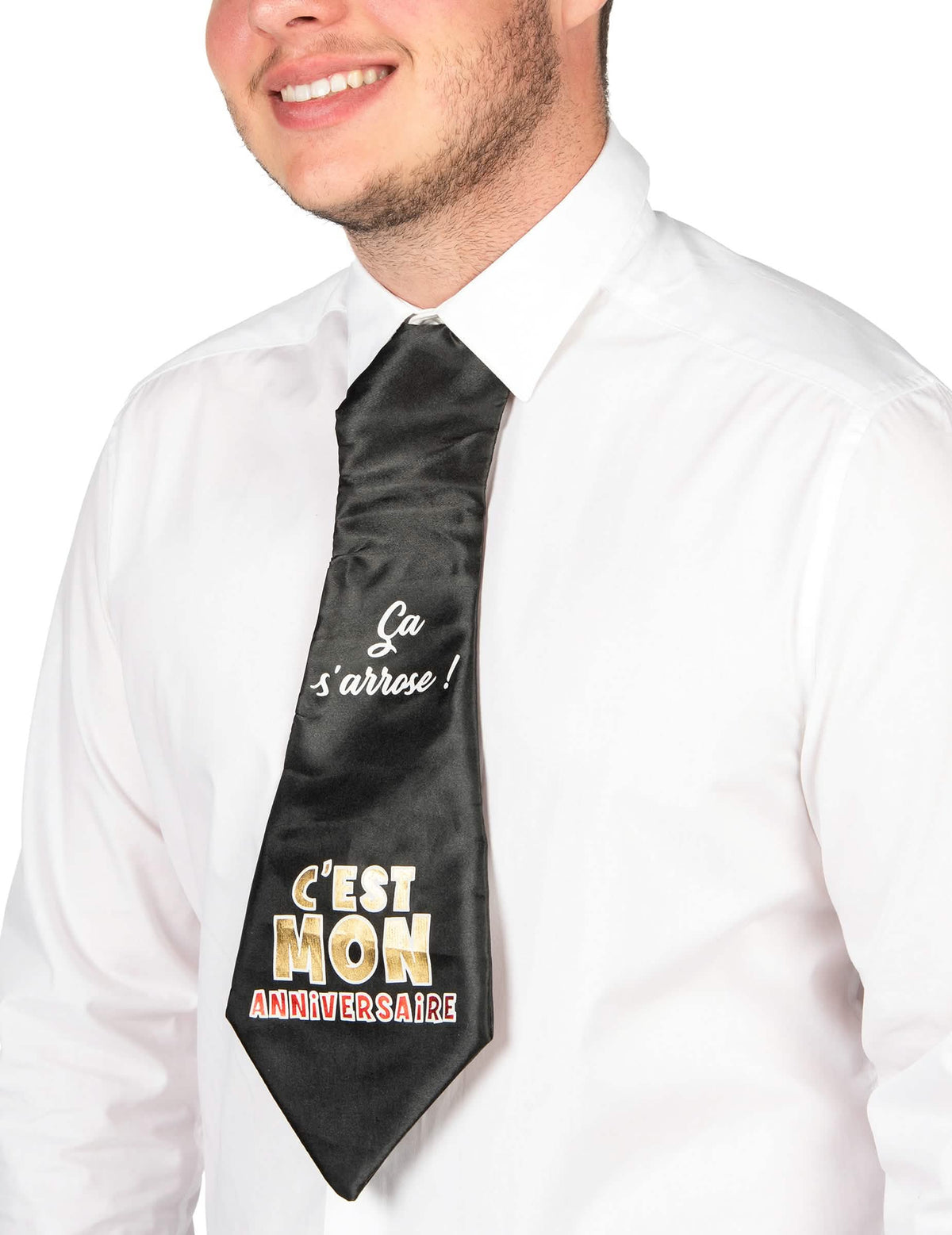 Közelkép a humoros nyakkendő üzenetéről Boldog születésnapot