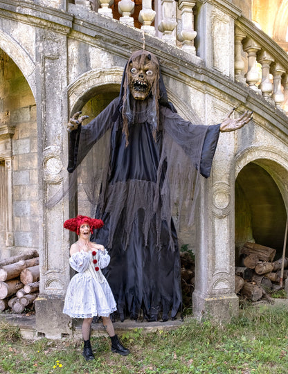 Óriás halloweeni dekoráció: függő boszorkány/zombi, 3,50 m