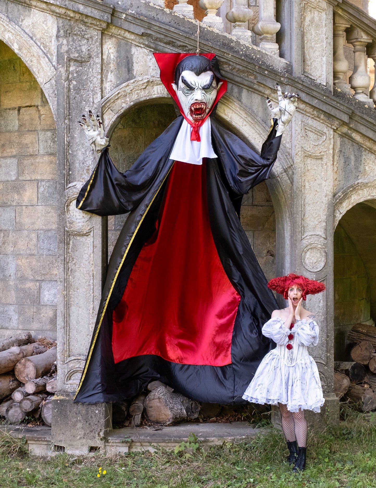 Függő vámpír Halloween dekoráció 320 cm