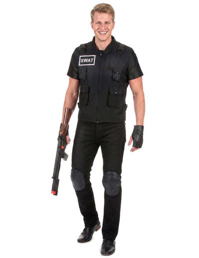 A SWAT férfi ügynöke álruhát