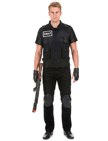 A SWAT férfi ügynöke álruhát