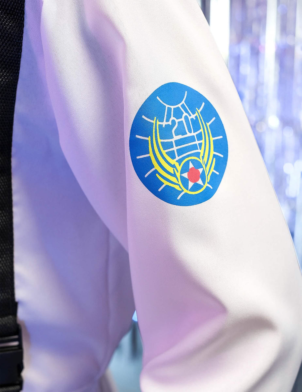 Az űrhajós jelmez ujján lévő jelvény részletei