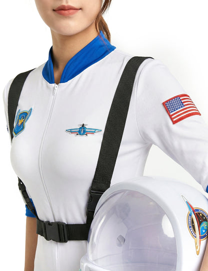 Az űrhajós jelmez jelvényeinek és sisakjának részletei