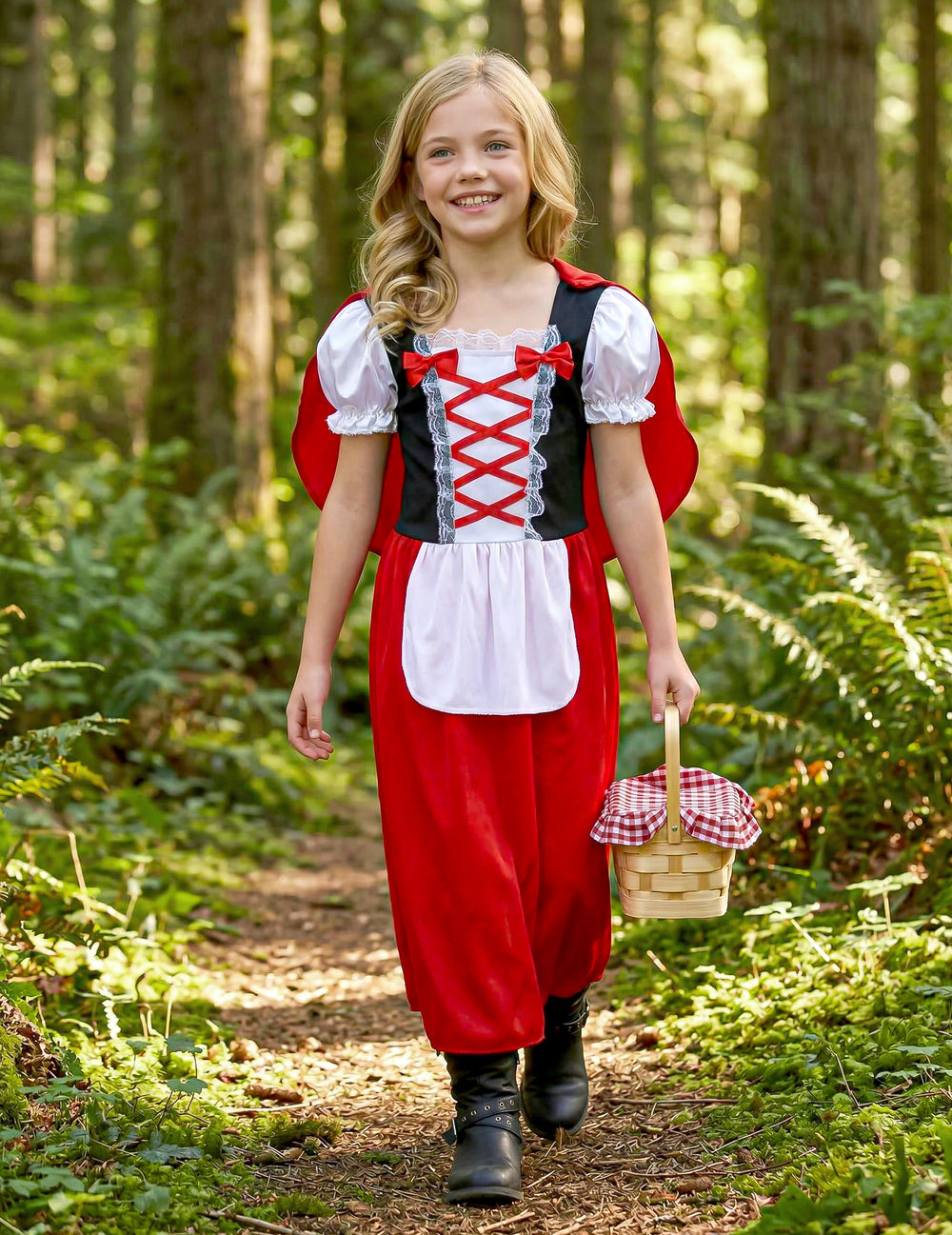 Mise en situation du déguisement Chaperon rouge long