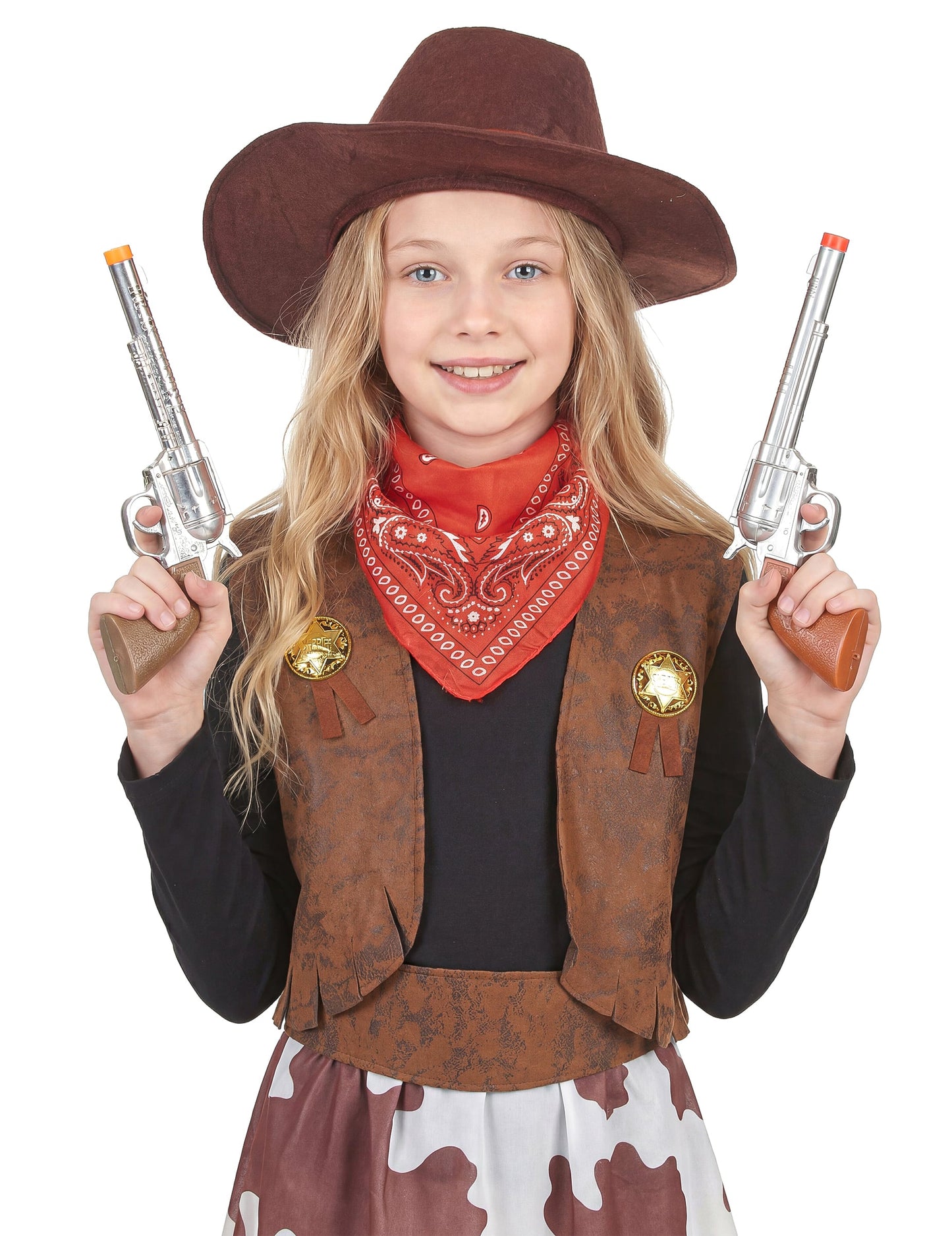 Gros plan sur le buste et les accessoires du déguisement cowgirl pour fille