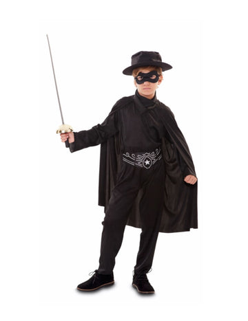 Maszkolt fiú bandit álruhás