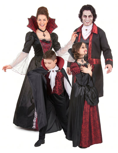 Barokk vámpír családi jelmez Halloweenre