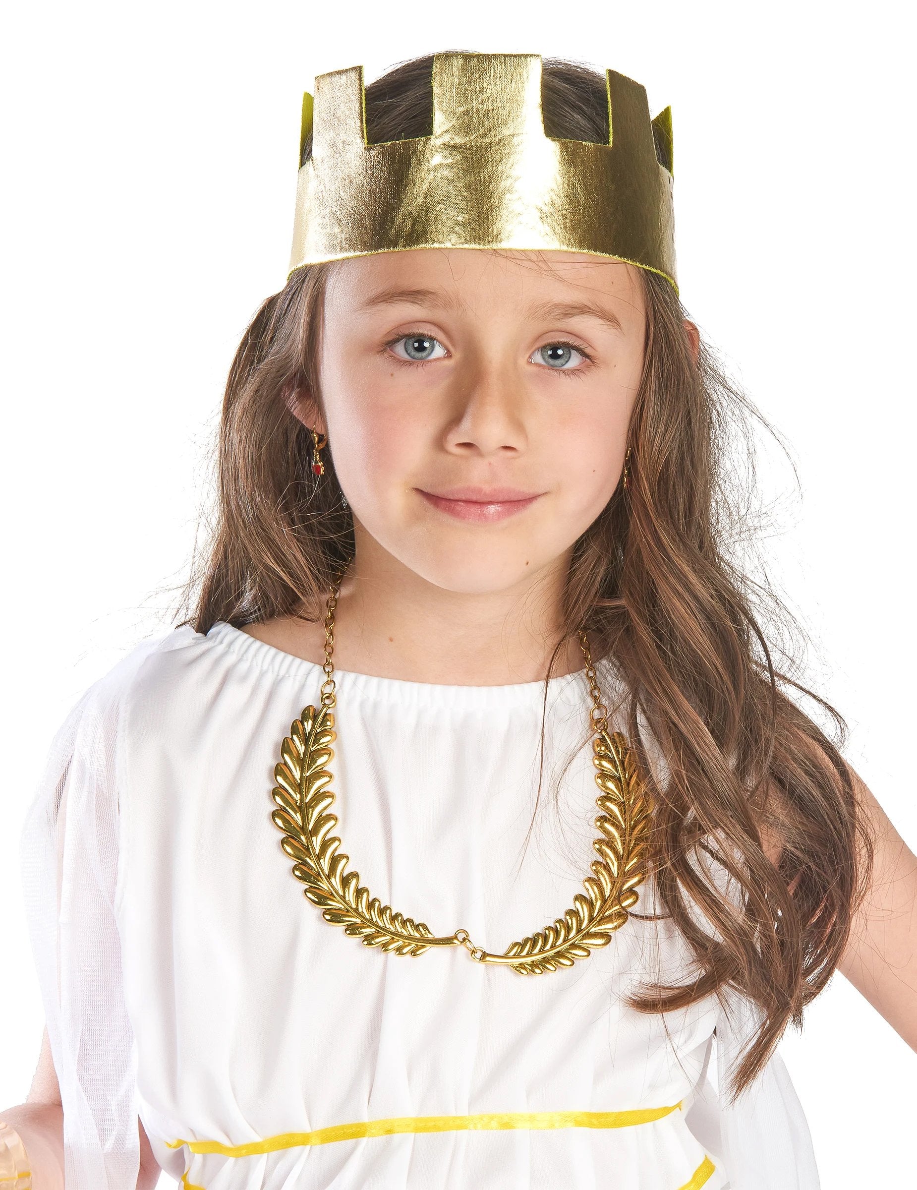 Közelkép az Athéné istennő jelmez koronájáról és nyakláncáról