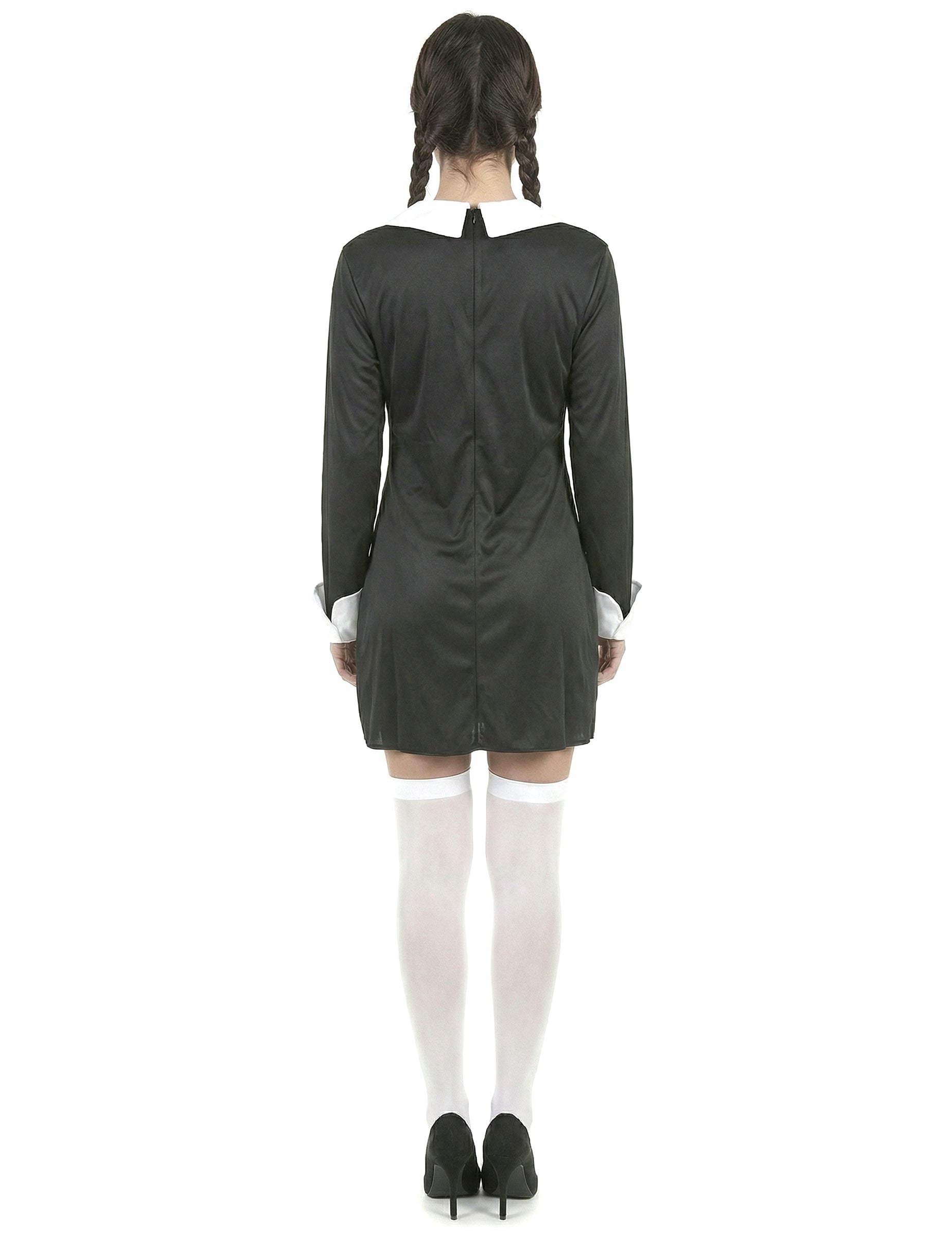 Hátulnézet az iskoláslány Halloween jelmezről