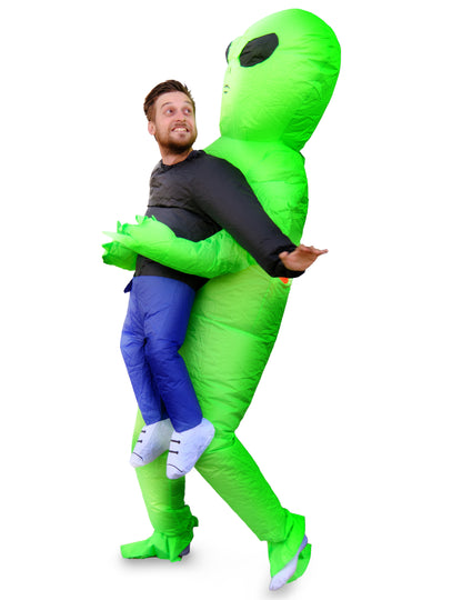 Vue de profil du déguisement gonflable porté par un alien pour adulte
