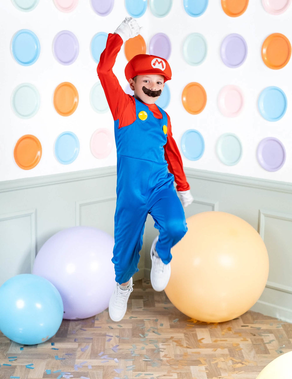 Mario kombinés jelmez elölnézete