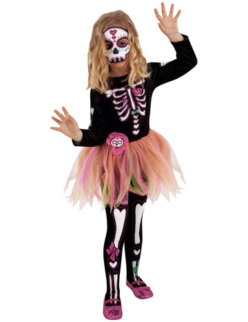 Miss Dia de los Muertos jelmez maszkkal és lányok harisnyájával