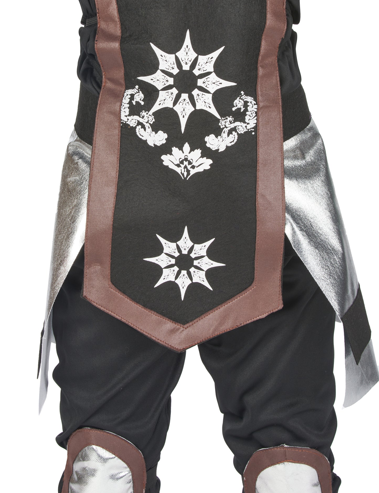 Détail du tabard à motifs du déguisement ninja pour garçon