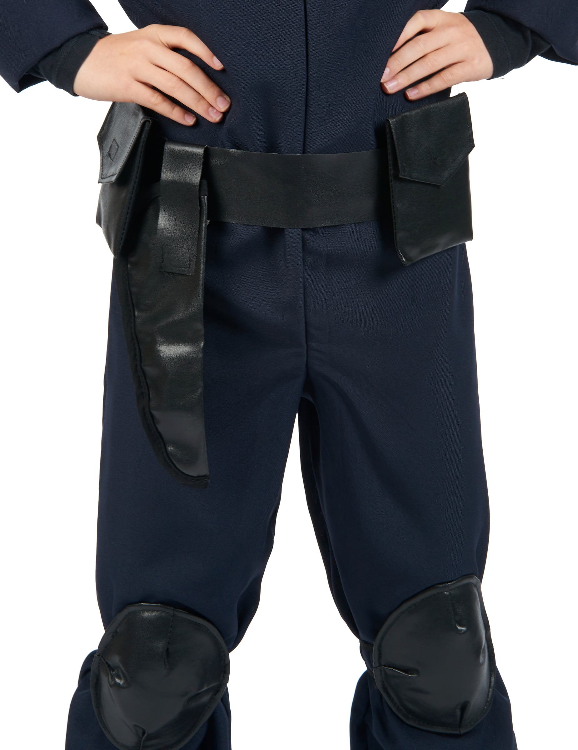 Détail de la ceinture d'accessoires et des genouillères du déguisement officier du SWAT