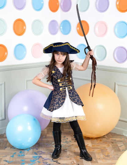 Elölnézet kalóz jelmez lányoknak karddal