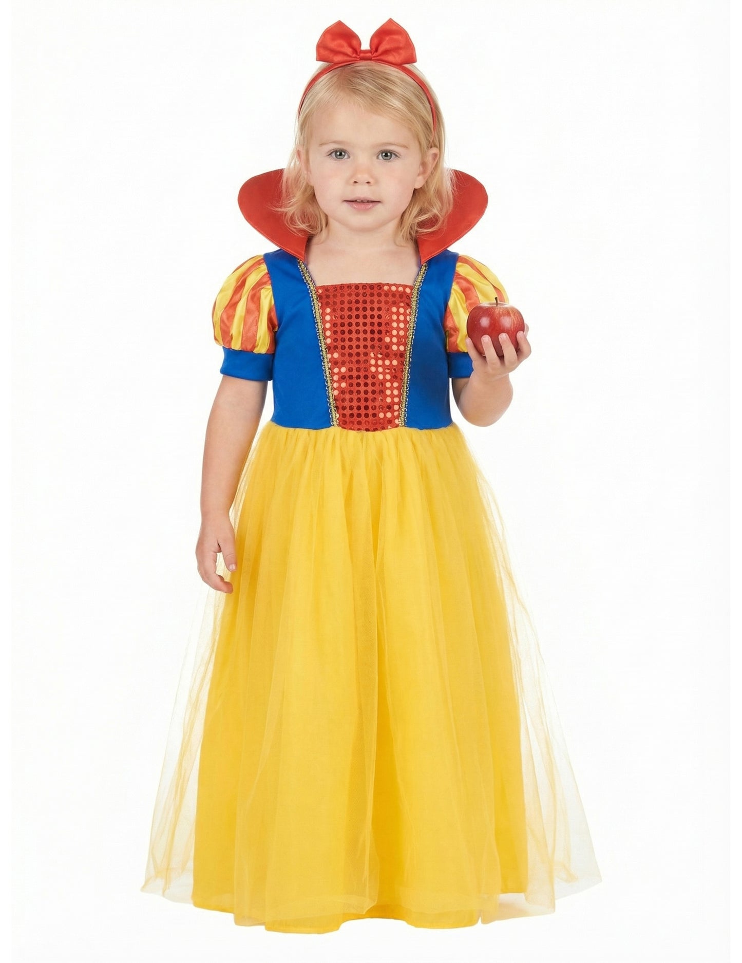 Részlet az almáról, amelyet a hercegnő jelmez fejdísszel tartanak