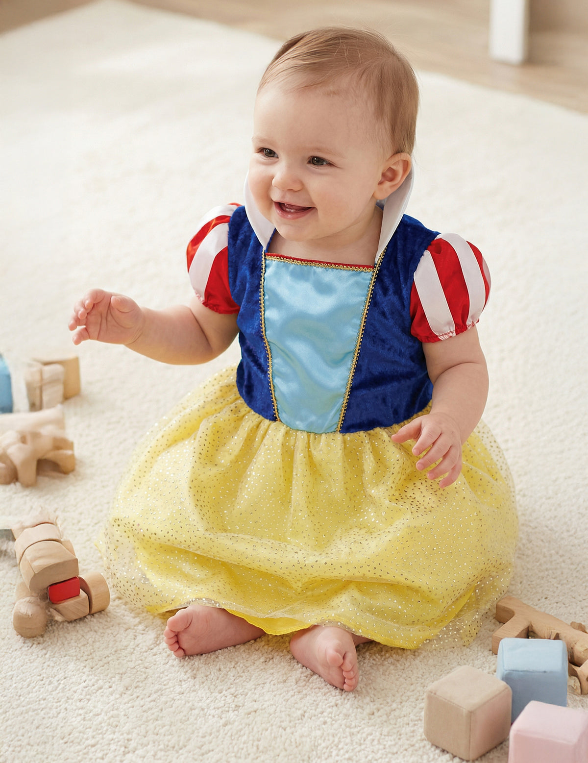 Vue de face du déguisement princesse des bois pour bébé