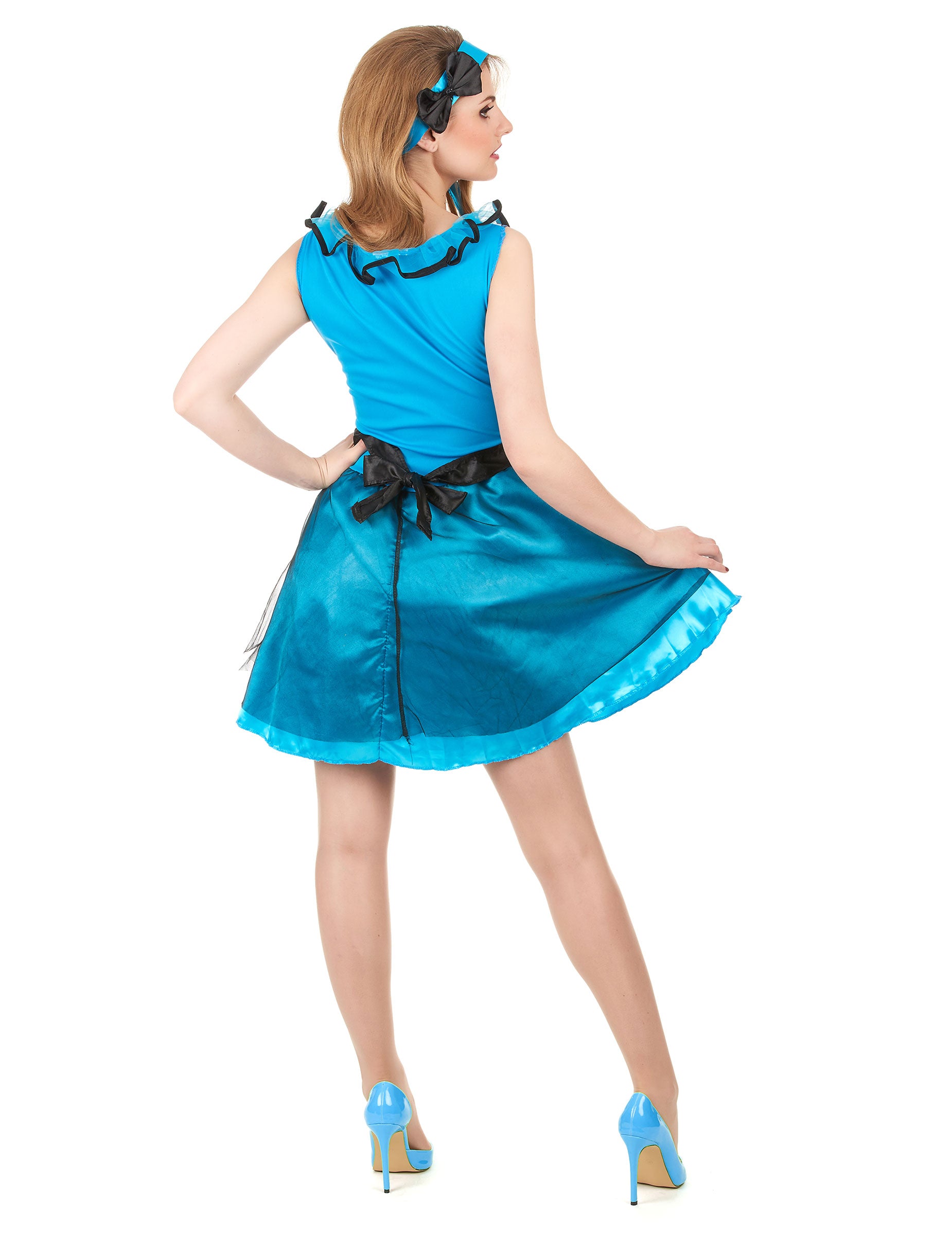 Hátulról nézet a női Alice csodaországban jelmezről