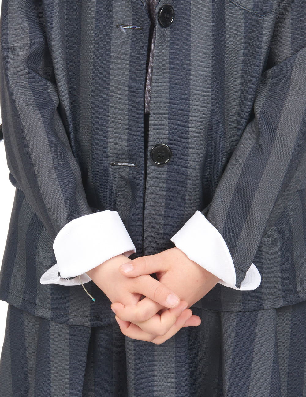 Détail des revers de manches blancs du déguisement uniforme scolaire gothique pour enfant