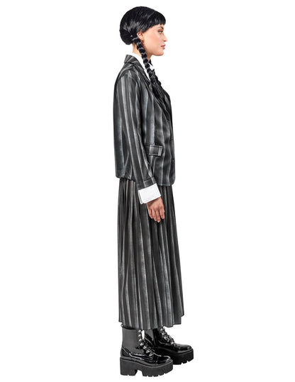 Egységes iskolai jelmez szerda addams nő
