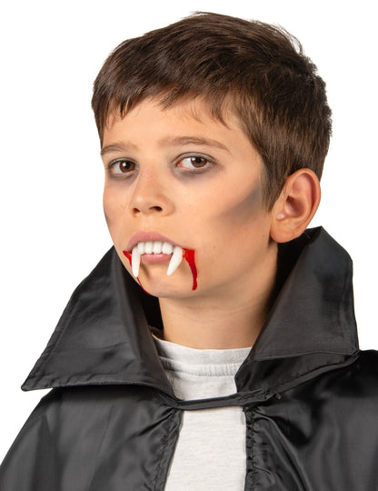 Vidous vámpírgyermek és felnőtt Halloween