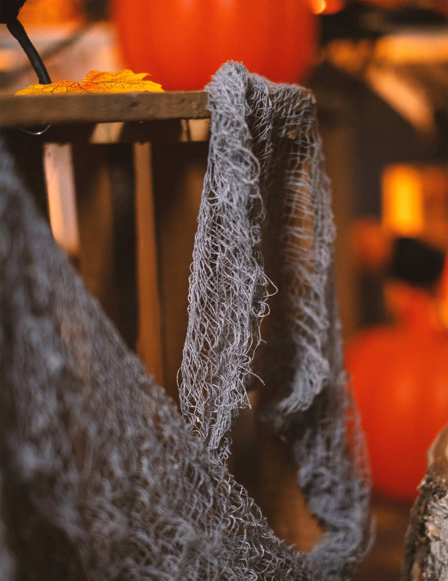 Halloween szürke lap 180 x 75 cm