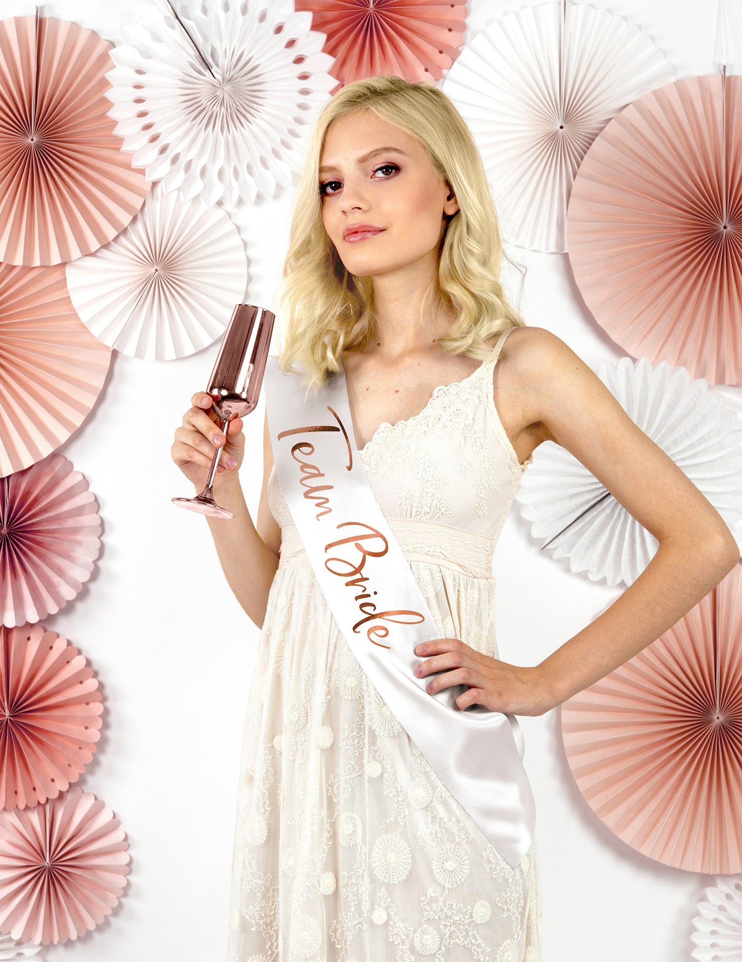 Storp a Satin Team White Menyasszonyban és a Rose Gold 75 cm -ben