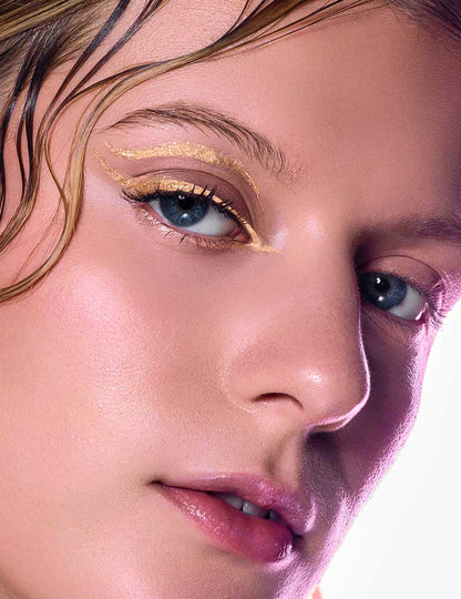 Csillámos vagy metál eyeliner - Si si la paillette