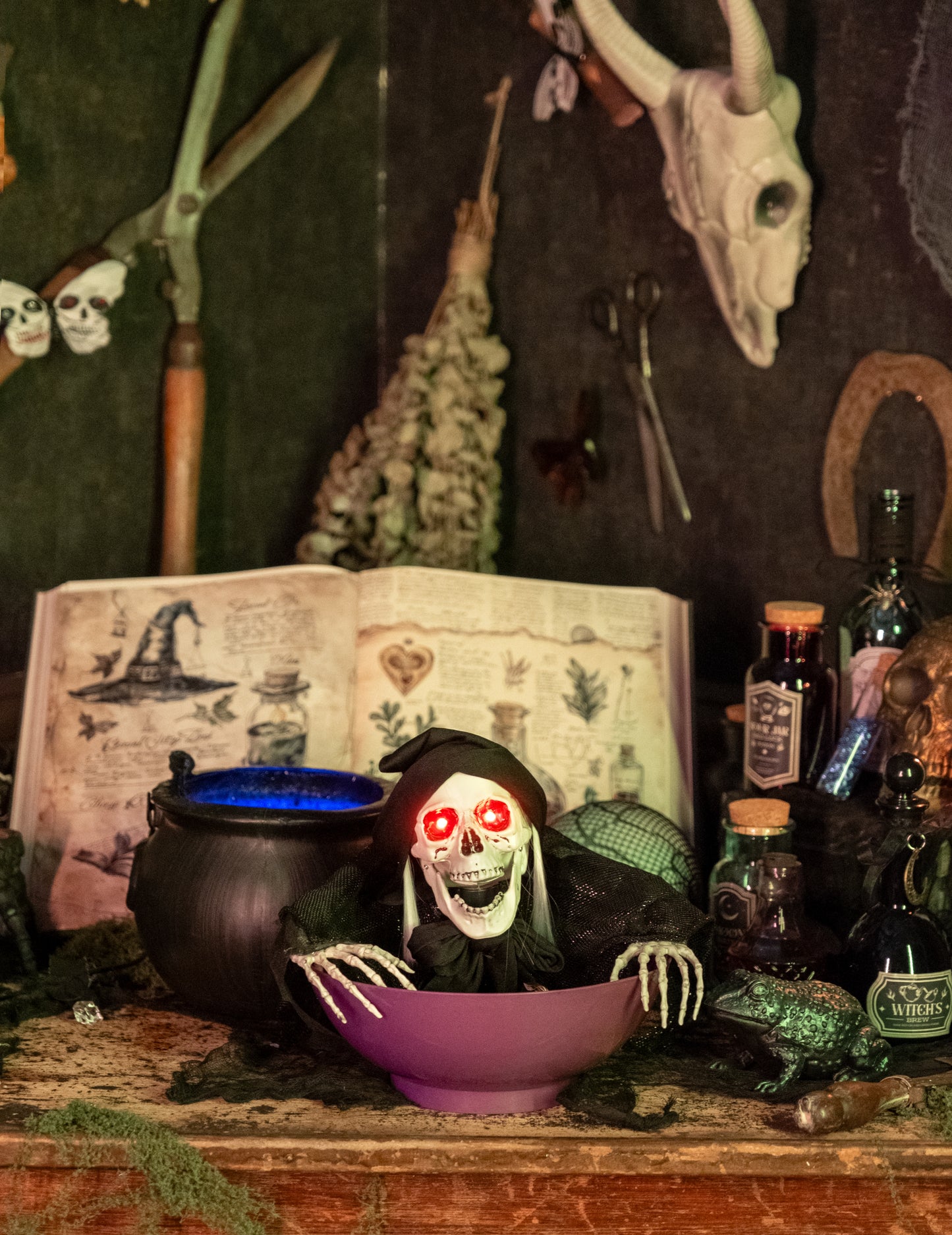 Ghoulish Reaper izzó tálral 52 cm