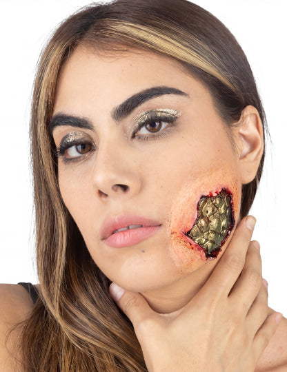 Fausse plaie peau de reptile adulte