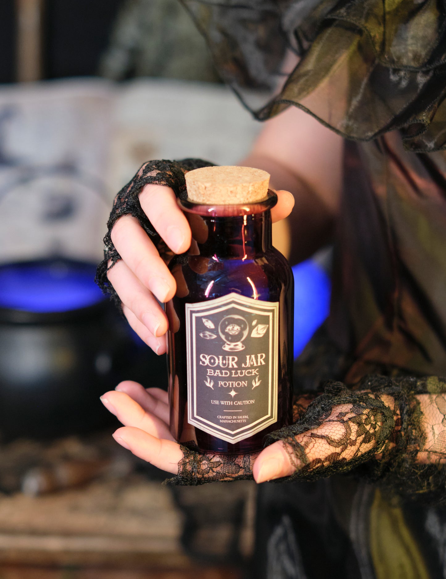 Lila bájital üveg üveg savanyú edény 13.5 cm