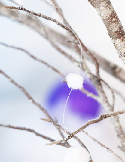 Hógolyó girland 135 cm sarki dekoráció